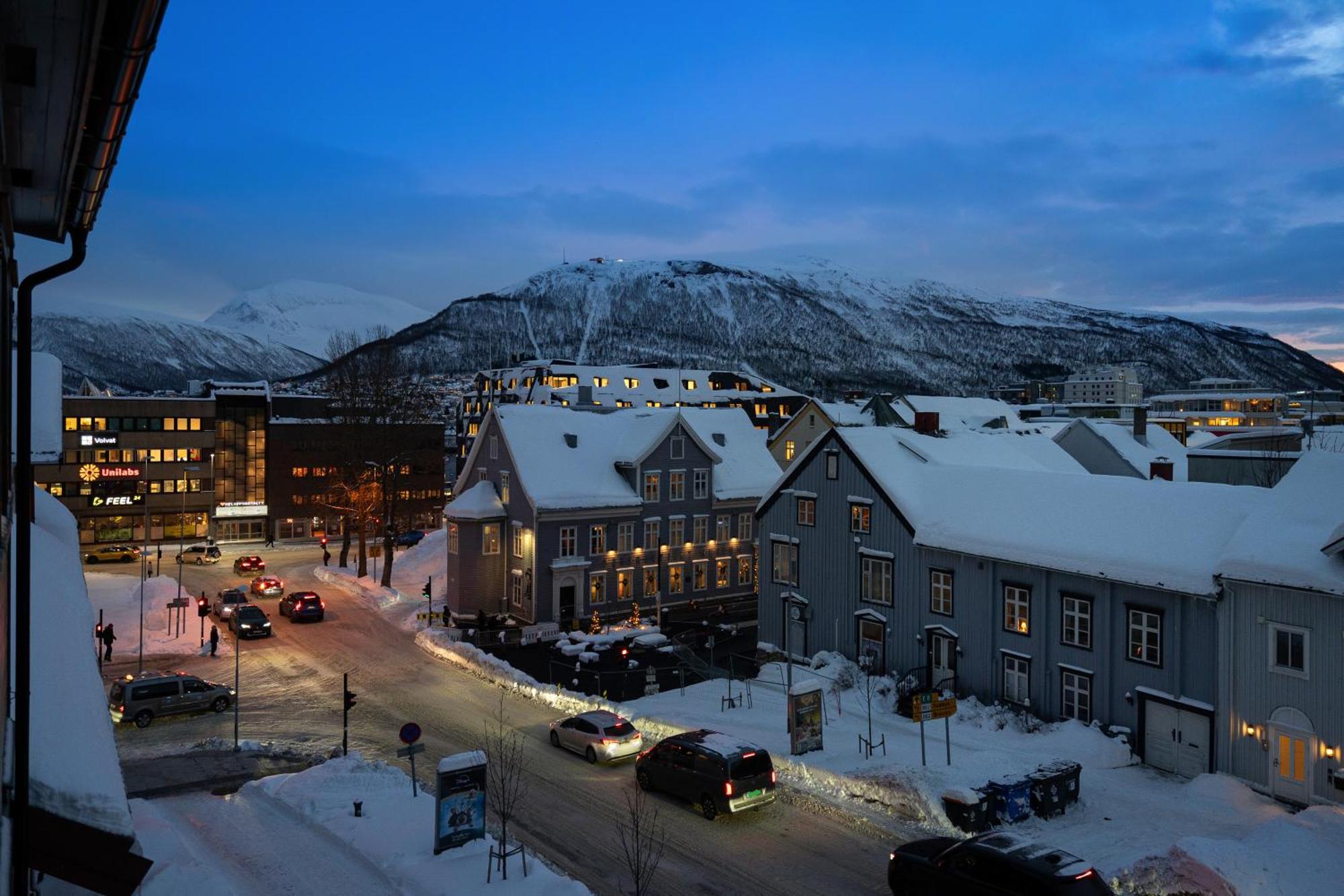 Bispegata 5 - Studio Apartment Hotel Tromsø Exterior foto